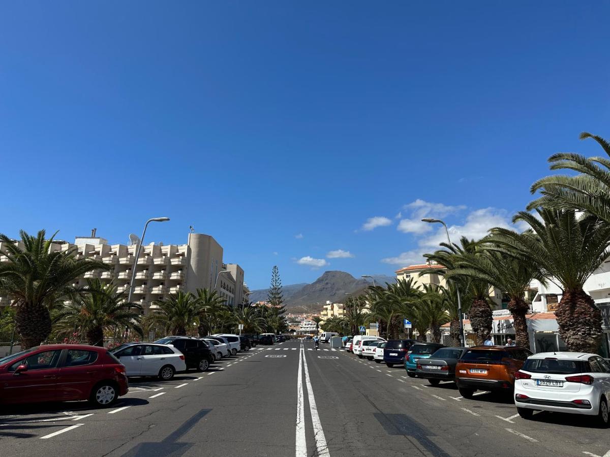 Apartment In Cristianos